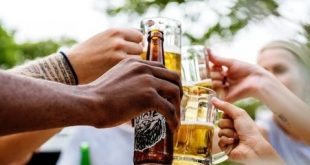 Menyikapi Secara Bijak Baik dan Buruk Mengkonsumsi Alkohol