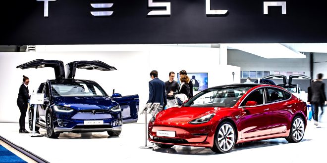 Terbaru! Harga Mobil Tesla di Indonesia: Model X, S, 3